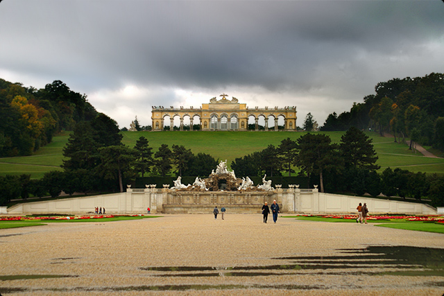 Schloss Schonbrunn Garten